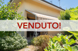 VILLA LIBERA SUI TRE LATI OLTRE BOX E GIARDINO