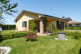 Villa Indipendente con ampio Giardino